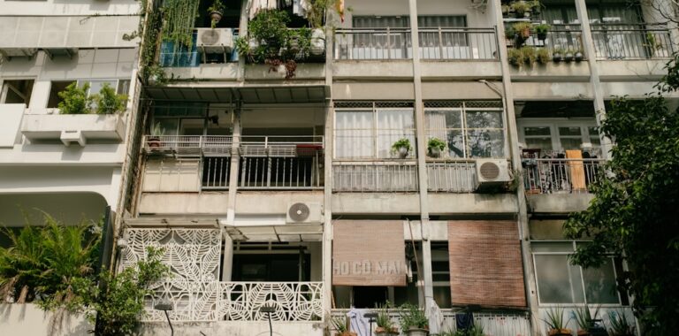 how to create privacy on apartment balcony